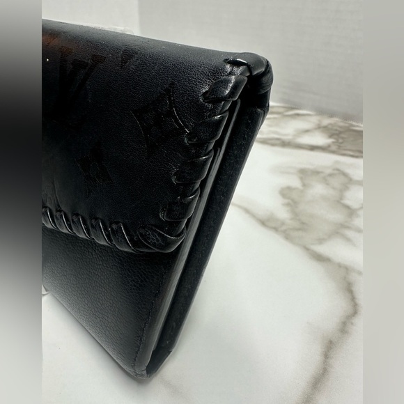 Authentic Louis Vuitton Cuir Plume Very Black Long Wallet W/ COA - Picture 6 of 13